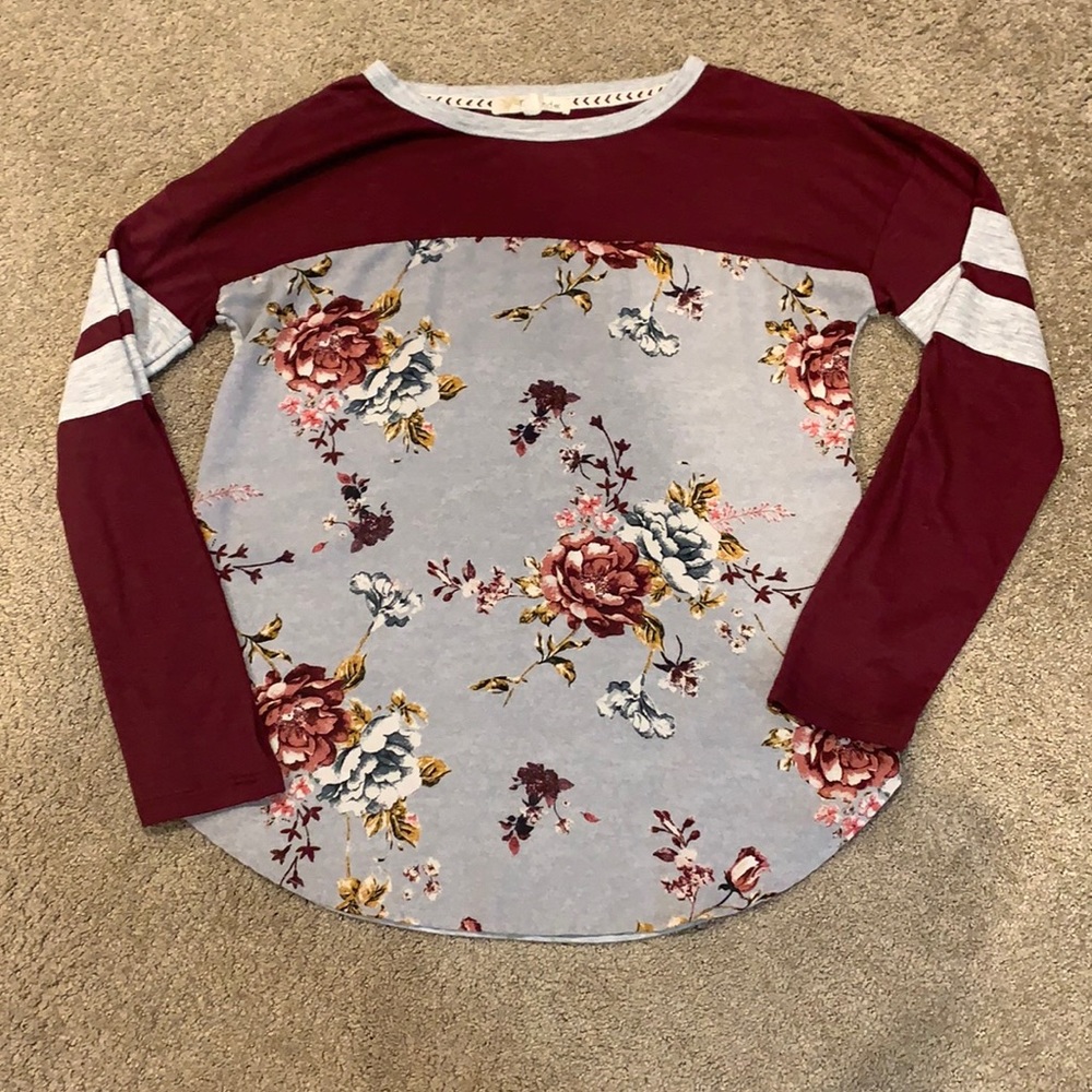 Rewind-Women’s Long Sleeve Sz S